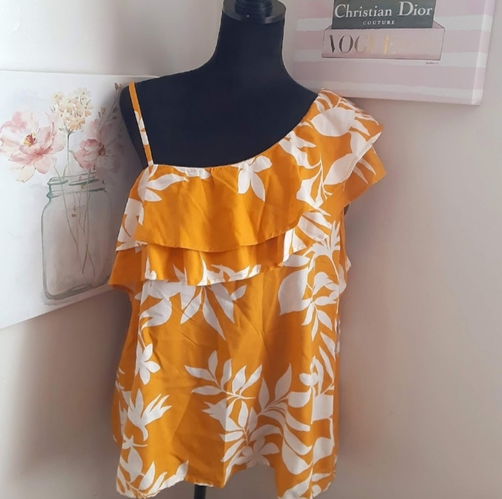 Old Navy Mustard and White Leaf Print Blouse